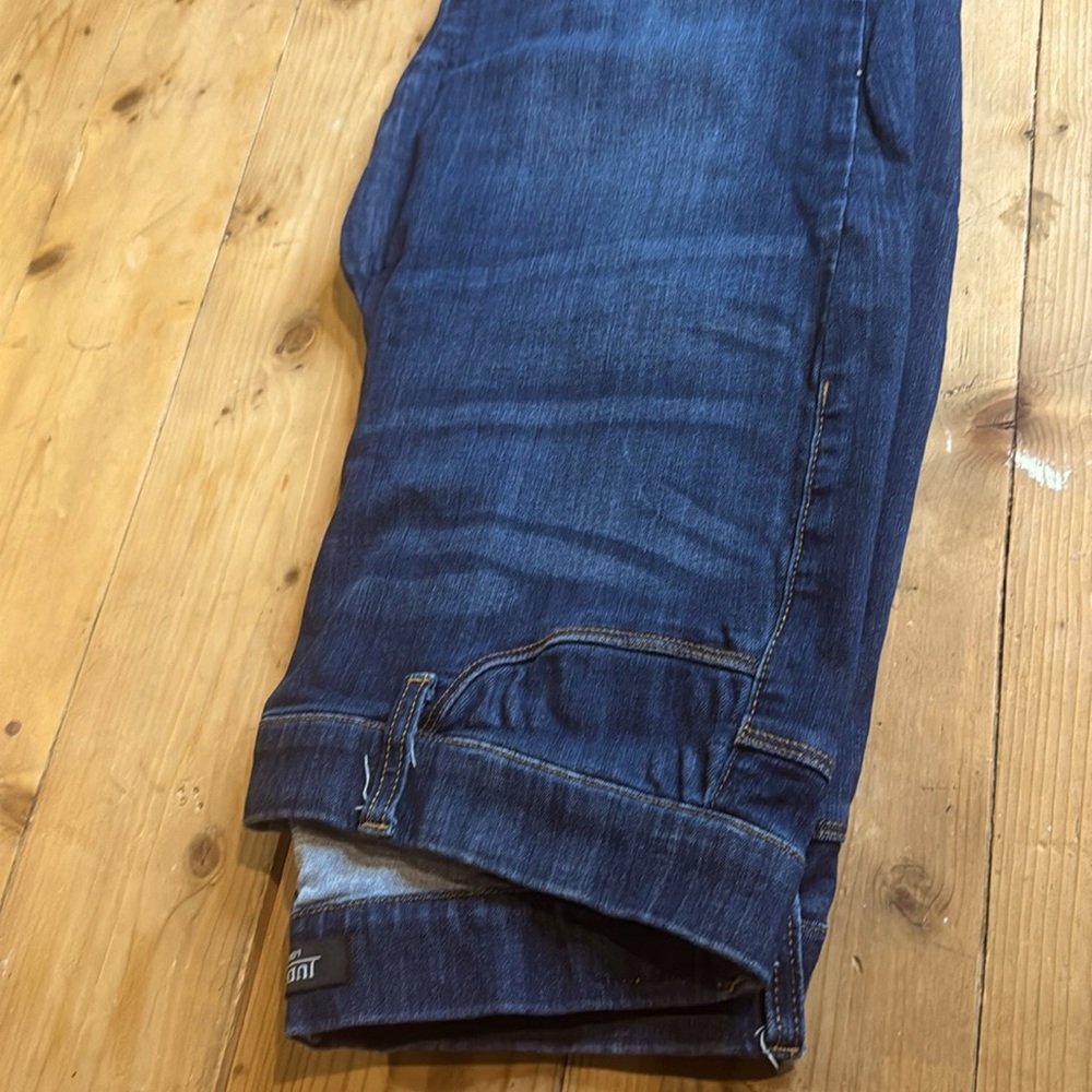 JUDY BLUE 16W WOMEN’S SKINNY STRAIGHT SKINNY JEANS STRETCHY USED GOOD